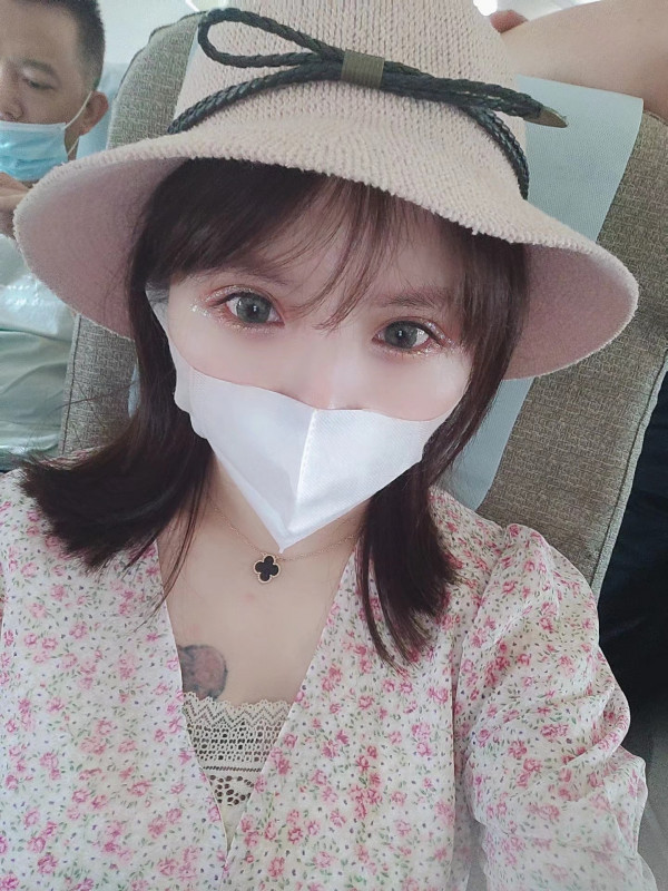 新区 东风家园 小姐姐